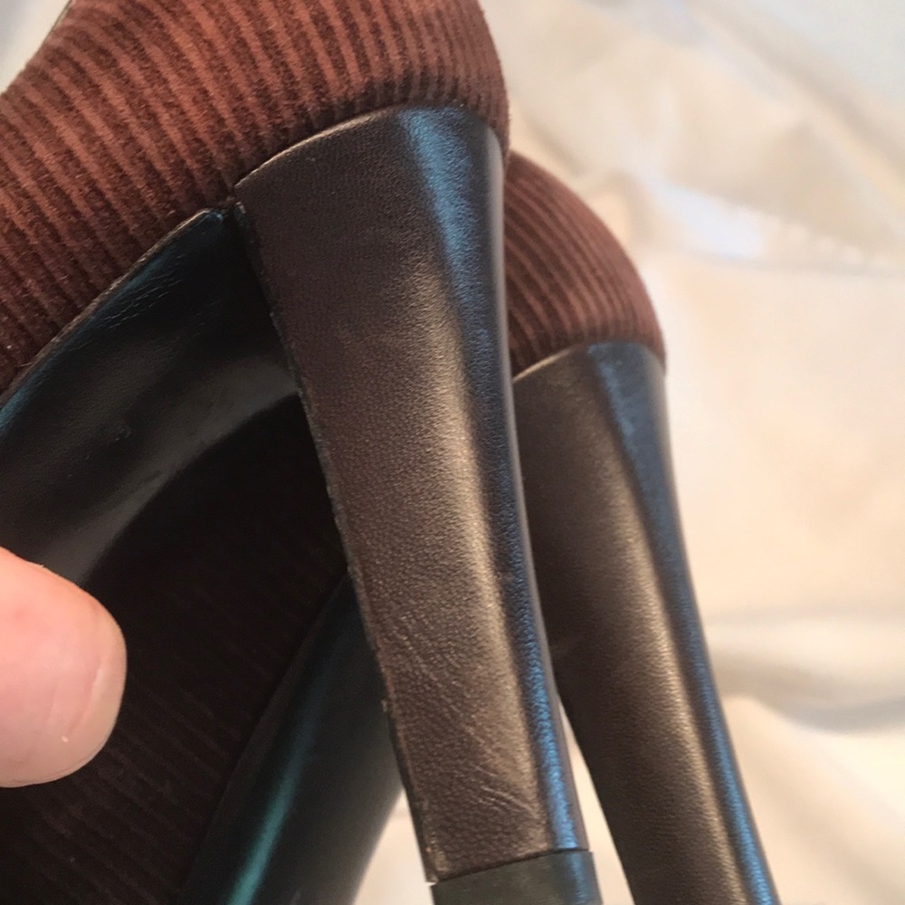 Salvatore Ferragamo Brown Corduroy Pumps - Picture 7 of 9